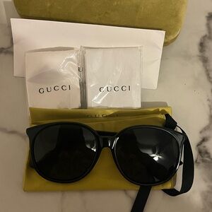 GUCCI Acetate Frame Sunglasses GG0261SA Black